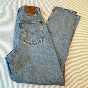 Levi’s 70 High Rise Slim Straight Jeans